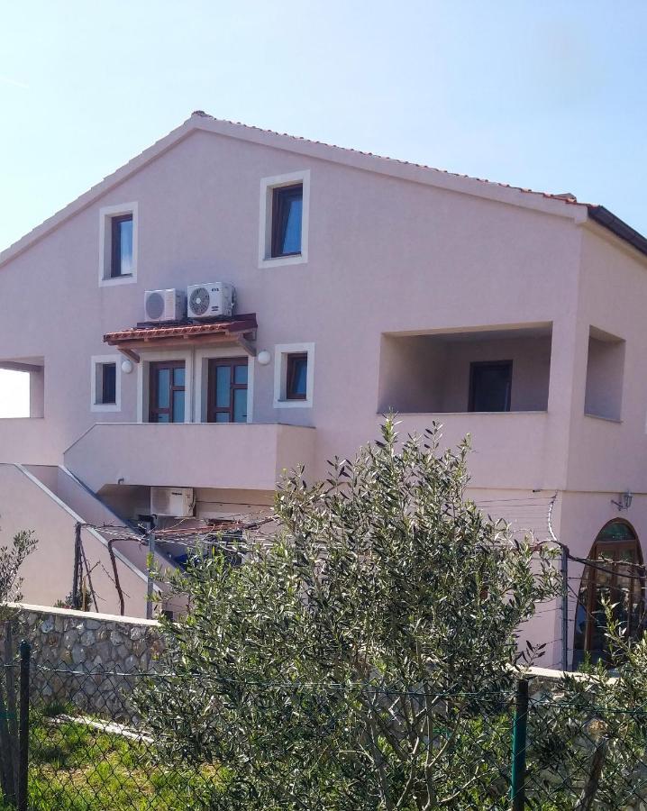 Apartments By The Sea Martinscica, Cres - 14334 Exterior photo