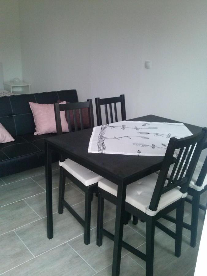 Apartments By The Sea Martinscica, Cres - 14334 Exterior photo